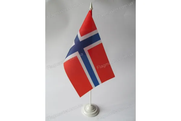 Прапор Норвегії на підставці