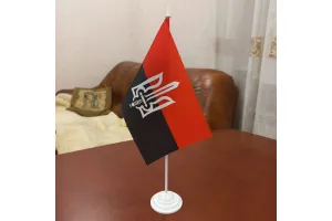 Прапор УПА з тризубом настольний на підставці