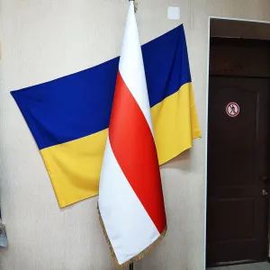 Прапор біло-червоно-білий Білорусі 150х100 см кабінетний сатен