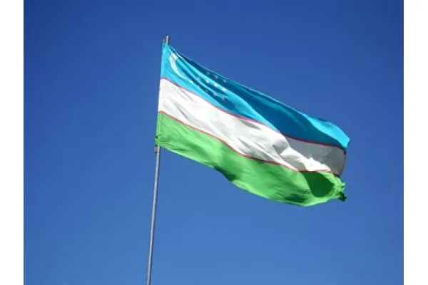 Прапор Узбекистану